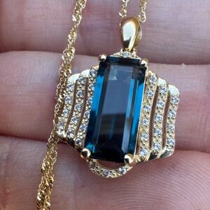 RARE! 4.00ctw Solid 10k genuine indicolite tourmaline/diamond high end necklace